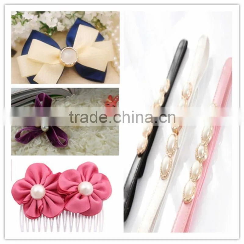 Plastic pearl&crystal button