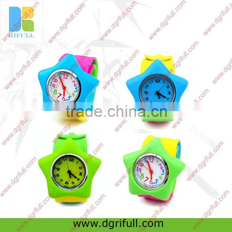 Piquant cat style silicon slap watch