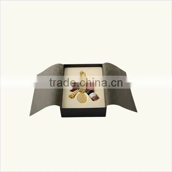 Hot sell keychain with fake macaroon / Tour Eiffel / medel model