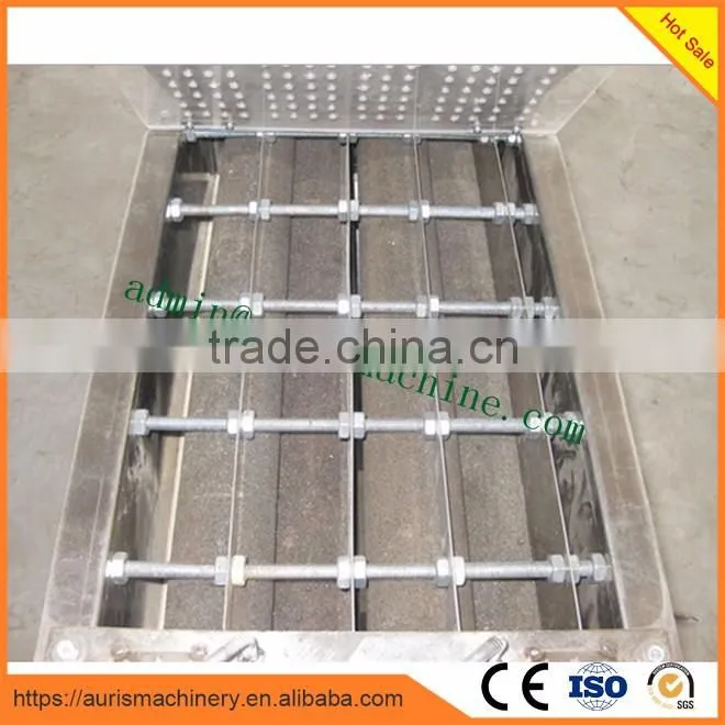 Peanut skin peeling peanut shell machine