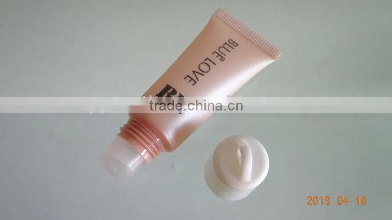 plastic lip balm tube with key-chain cap for packaging