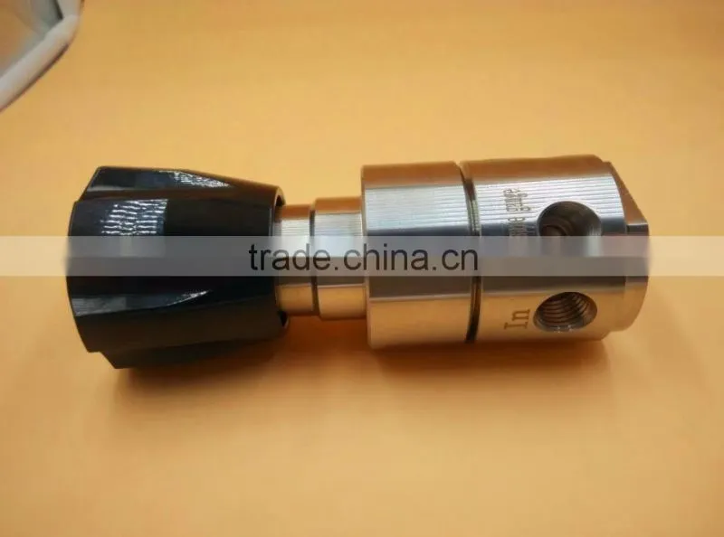 nitrogen gas regulator