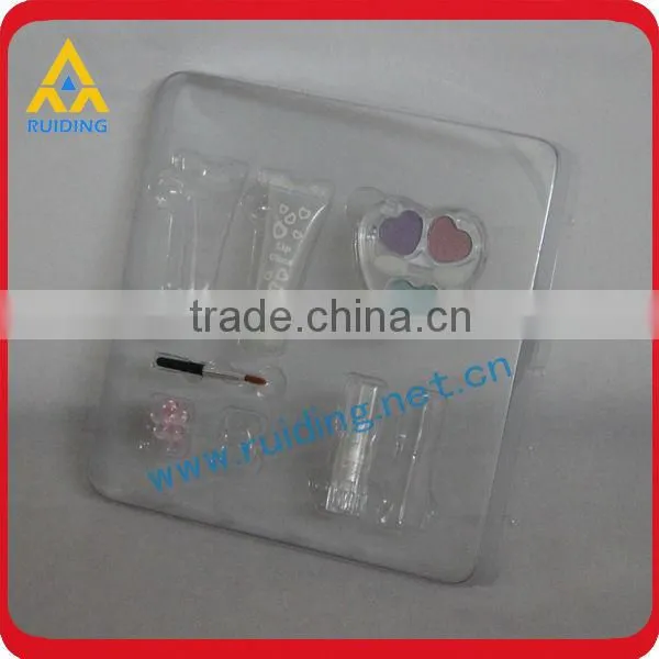 small clamshell packaging beverage tray