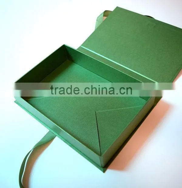 New York apparel company buy large printing paper boxes for clothing
