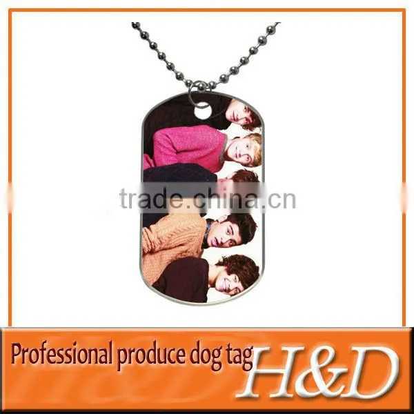 heart-shape silicone dog tag for people with flag