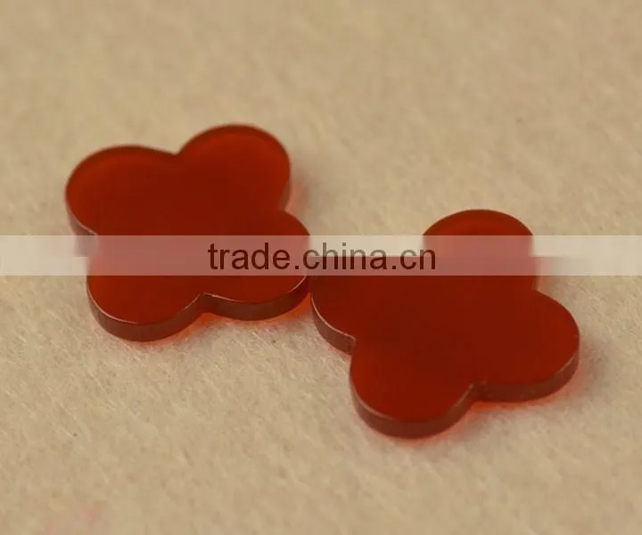 Factory sale low price machine cut four leaf clover natural red agate gemstone