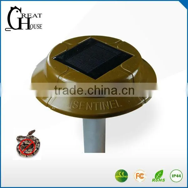GH-318 Solar vibration snake chaser
