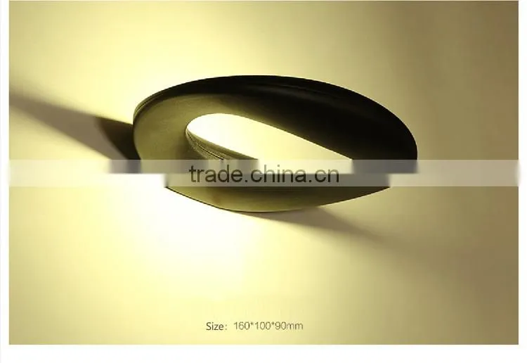 Hot Selling 240V Cheap Acrylic Wall Lighting 5730 Iron LED Wall Lamps