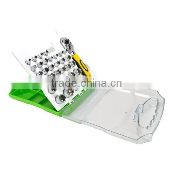 33pcs 1/4" ratchet handle and socket set in plastic case