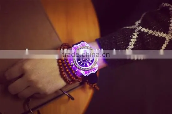 Stock wholesale 2015 new color led diamond watches fashion for men women Teenagers silicone plastic electronic watch