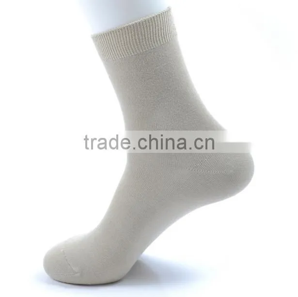 2017 China Factory Customized Your Own Brand Logo Design Plain Color Simple Stretch Eco Lycra Cotton Polyester Men Socks