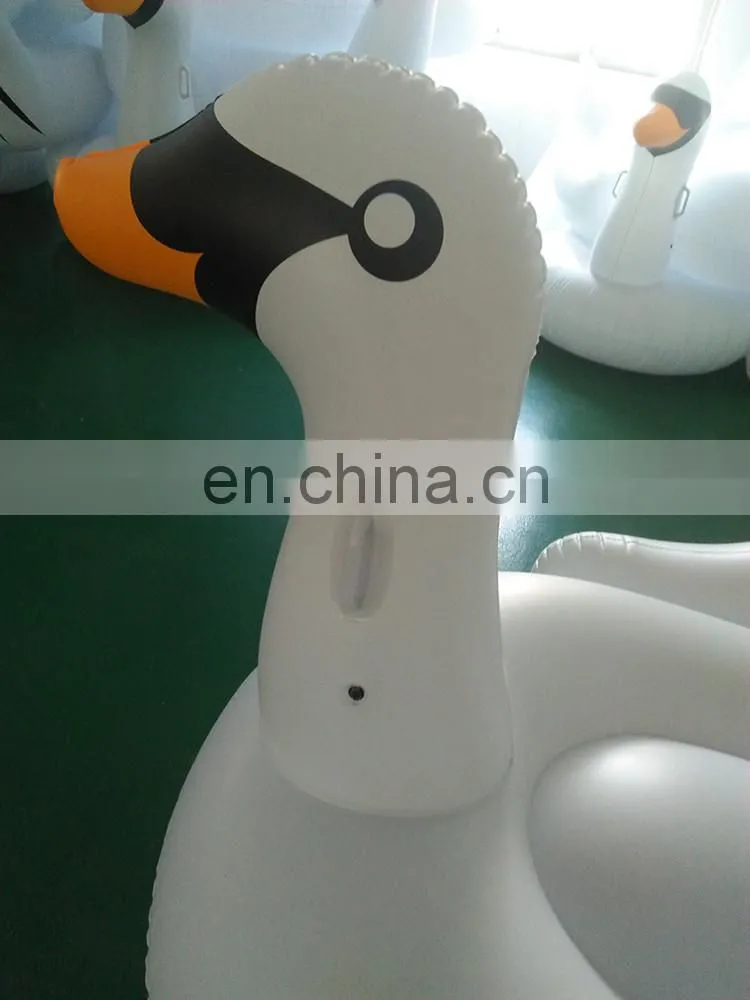 Custom Animal Water PVC Inflatable Floating Swan Toys For Swimming Pool