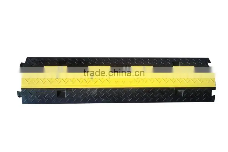 Lower Factoty Price 1000*245*45mm Soft Flexible 2 channels Rubber cable protector ramp