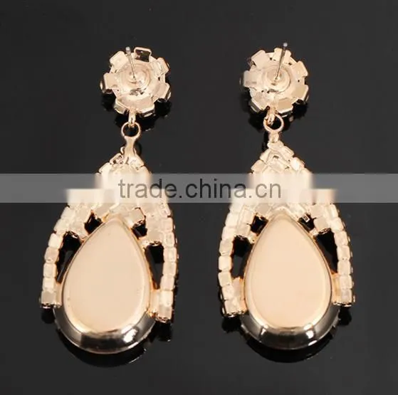 Wholesale High Quality Newest Design Alloy Gold Fancy Diamond earrings
