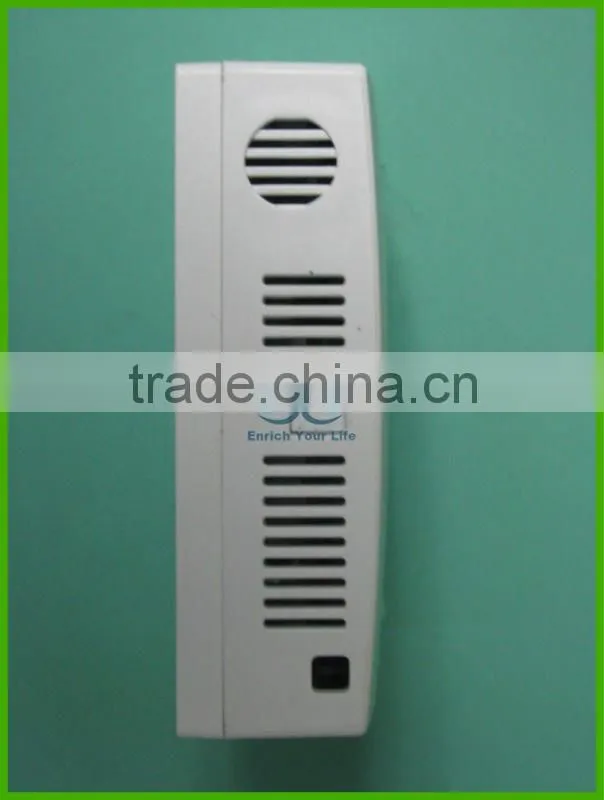 Labortory temperature and humidity data logger with alarm function