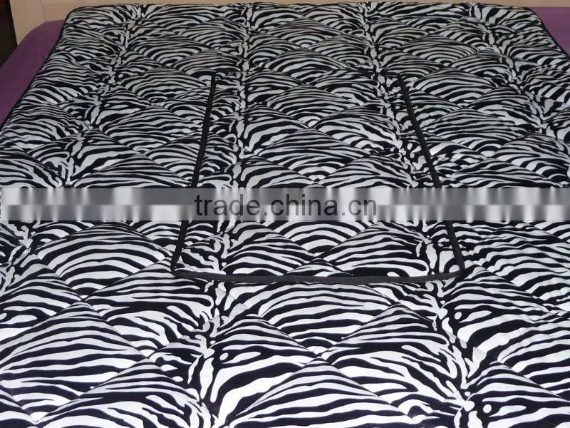 high quality and multi-functional cushion quilt