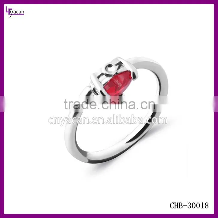 Press Heart Shaped Gem Female Captive Ring