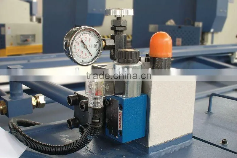 QC12Y-16*2500 Hydraulic Shearing Machine with NC system