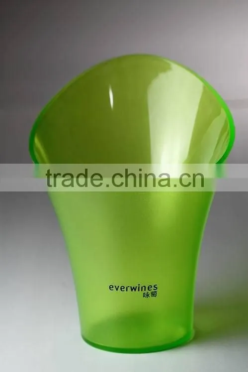 Plastic Custom Wholesale Beer Ice Bucket