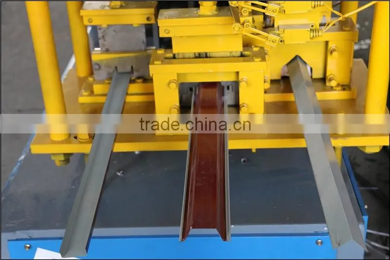 alibaba china Door Frame Omega Keel Roller Form Machines profile machine