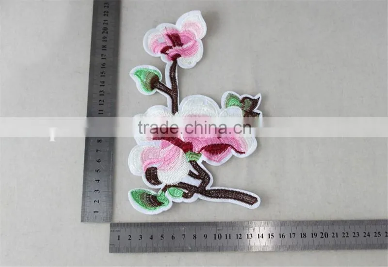 beautiful pink color wild peach flower embroidery patch fashion applique polyester logo patches for garment