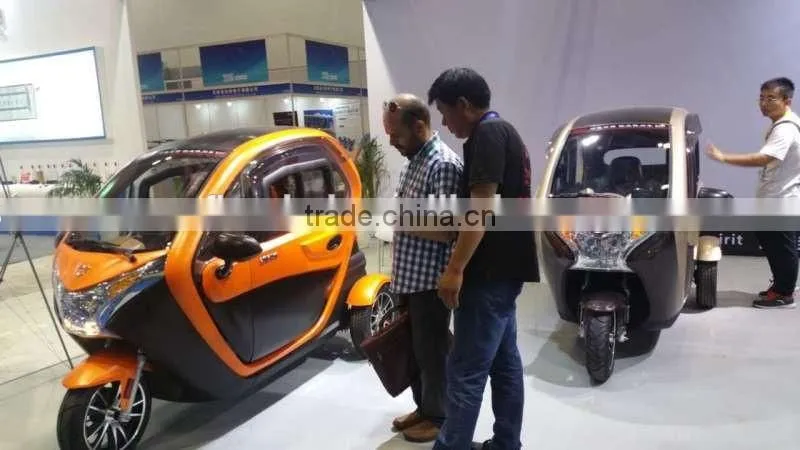 2017 Best Selling Elderly Three Wheel Passenger Car /Three Wheel Electric Mini Car