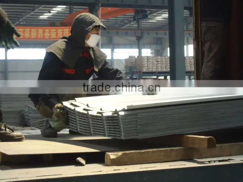 Resistive type mechanical tank level indicator