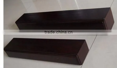 Back cover type wooden chess box