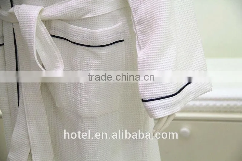 hot sale waffle bath robe for hotel with embroidery logo