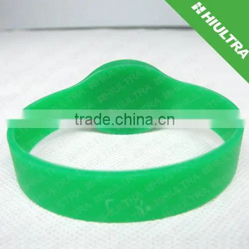 New Product cheap ntag203 waterproof silicone rfid wristbands for event made in china