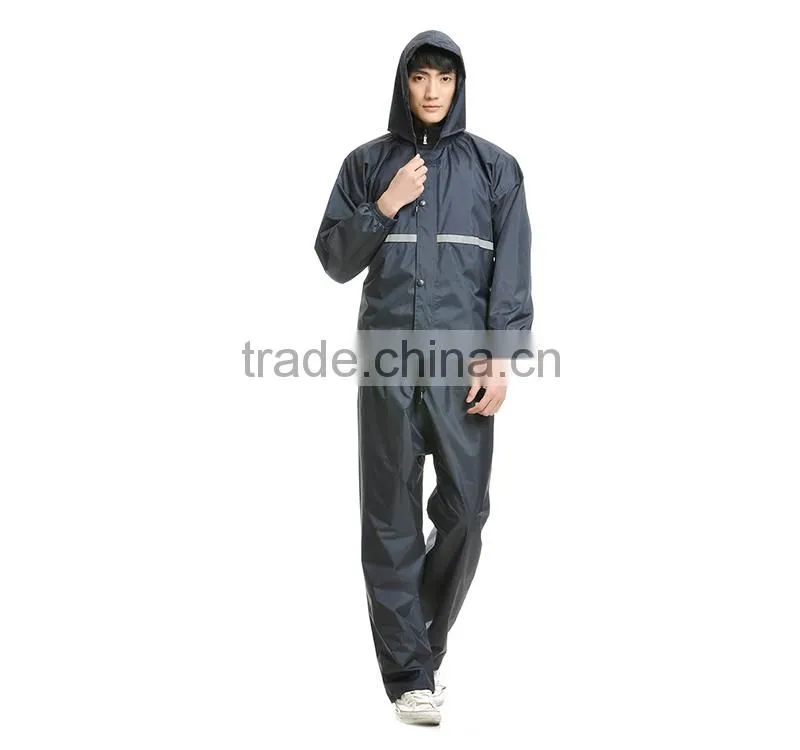 Fashionable cheap black pvc raincoats with hood