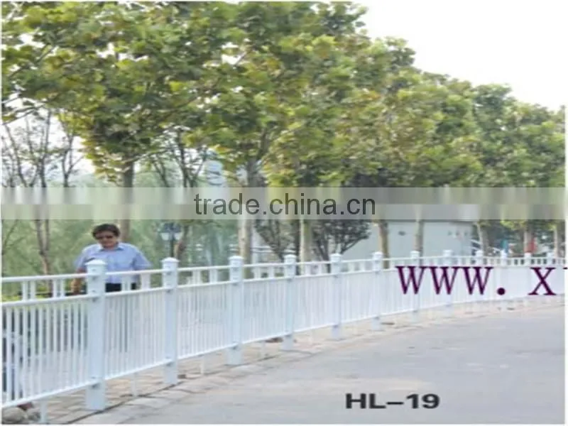 HL-19 Alibaba China Galvanized steel road safety barrier