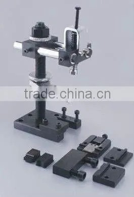 Common rail flip frame for dismantle injector