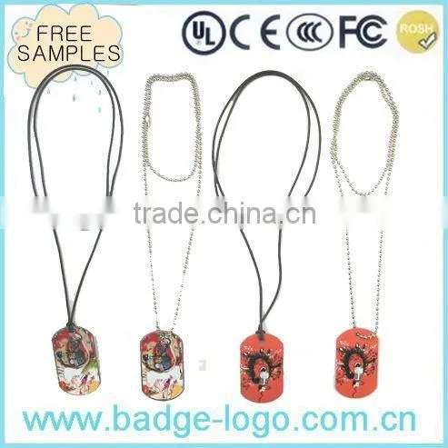 custom design metal pendant necklace