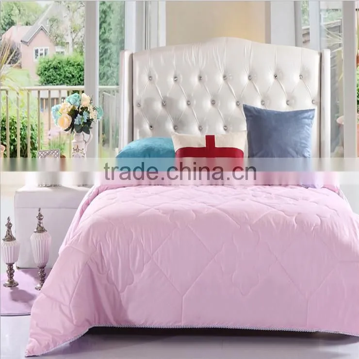 Cheap hotel embroidery fabric designs/wholesale grid pattern white comforter sets bedding