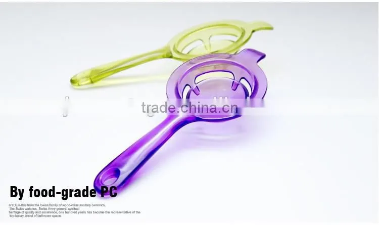 New design high-quality colorful silicon egg tool egg white separater egg yolk separator separates spoon