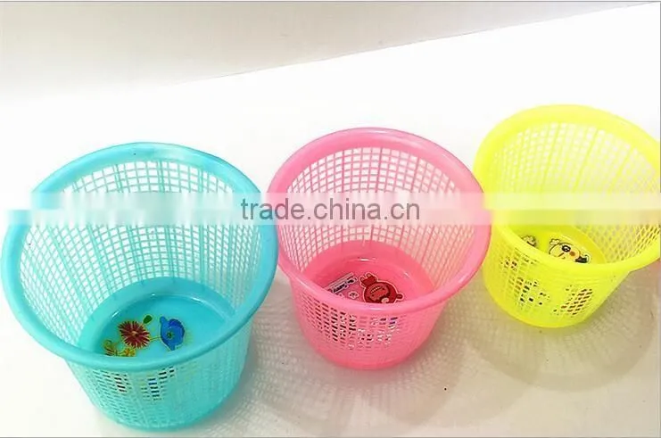 Durable plastic mesh 14L waste bins perforated plastic trash can