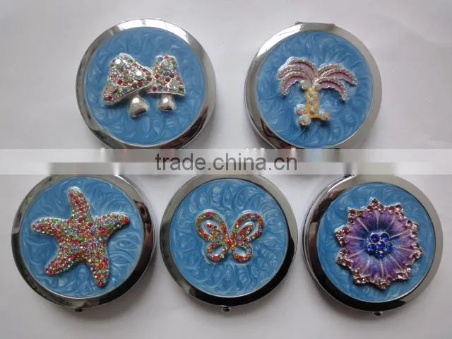 christmas reindeer design round shape compact mirror