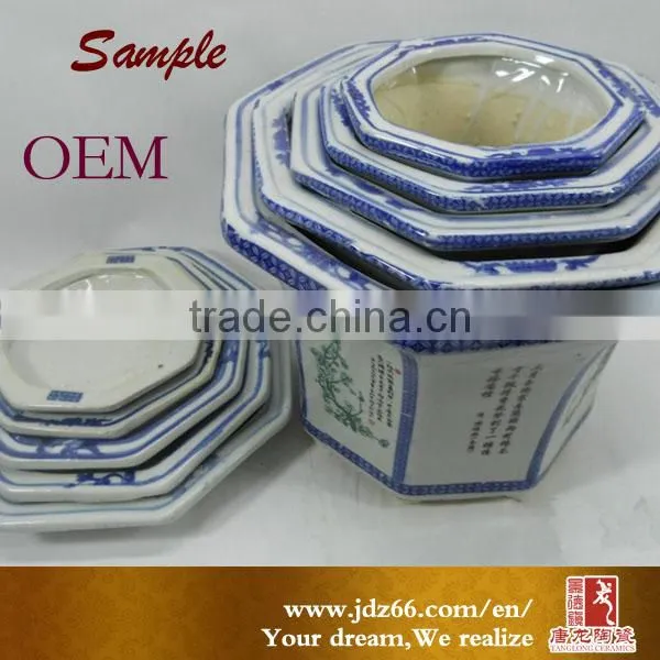 Chinese Beautiful Jingdezhen Antique Blue and White Porcelain