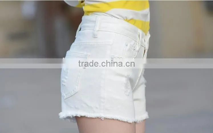 Hot Selling Summer White elegant burrs denim women teenager shorts