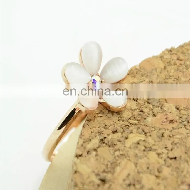 Latest Fashion Jewelry Zinc Alloy Flower Shape Gold Design Opal Ring For Girls