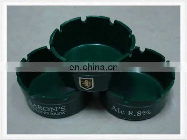 Pocket ashtray plastic ashtray metal ashtray in triangle shape black color