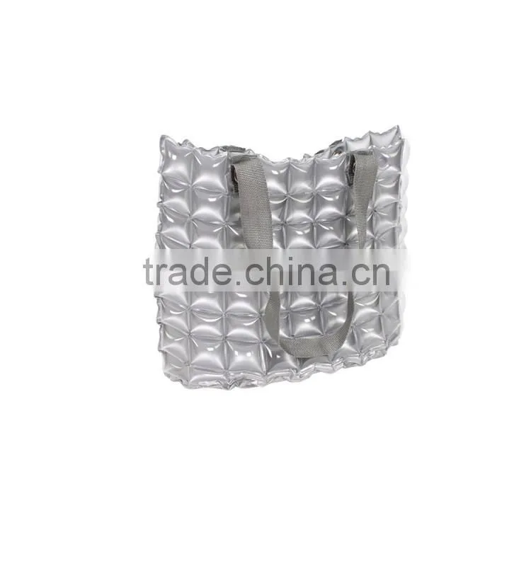 2016 fashion waterphoof plastic tote pvc bubble beach inflatable bag
