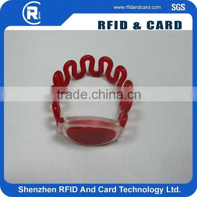 uhf rfid silicone wristband for long range sawtooth wristband