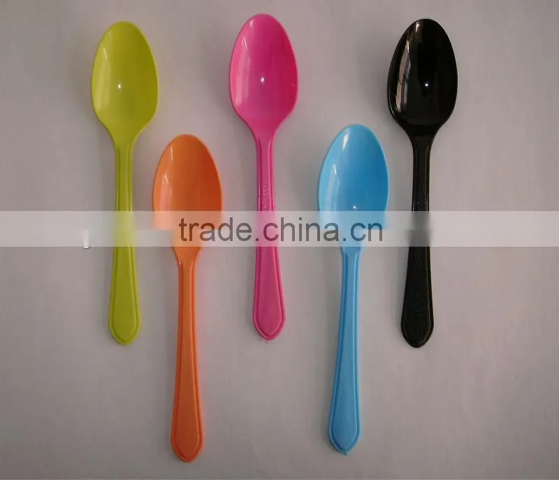 disposable ice cream bowl and colored plastic ice cream scoop spoon set