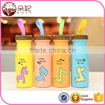 Modern high-grade high quality glass water bottle with silicone sleeve