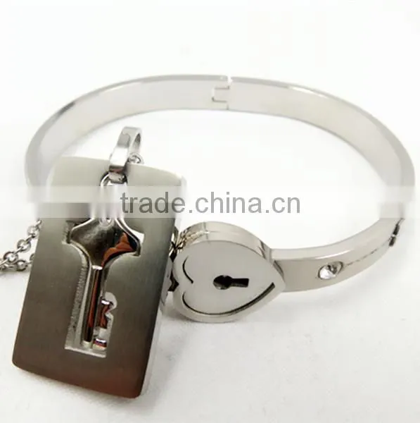 Fashion Rose gold bracelet and black leather stainless steel bangle