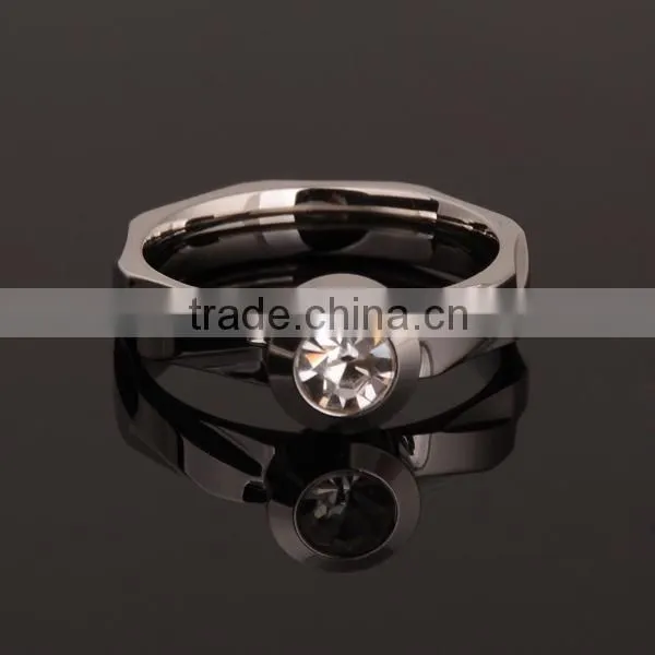 New Design Crystal Ring