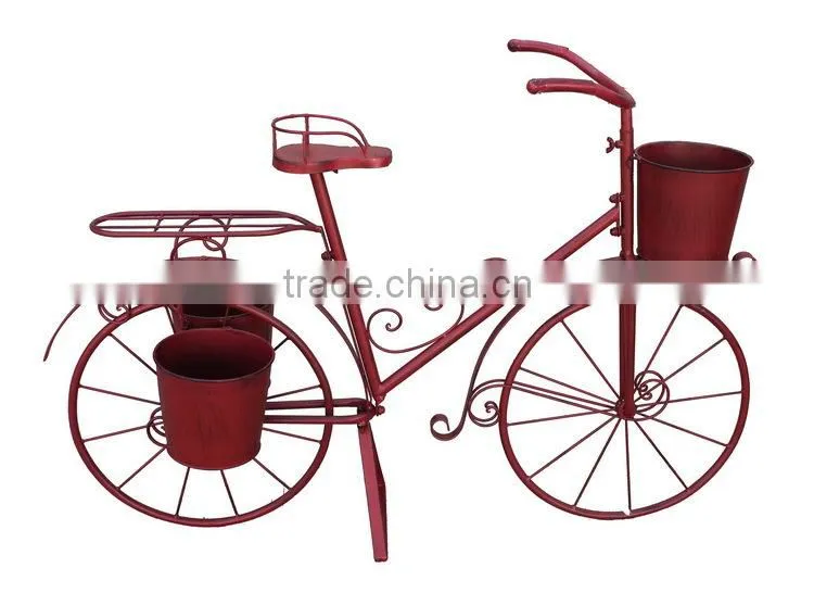 flood standing metal plant holder with coco fiber