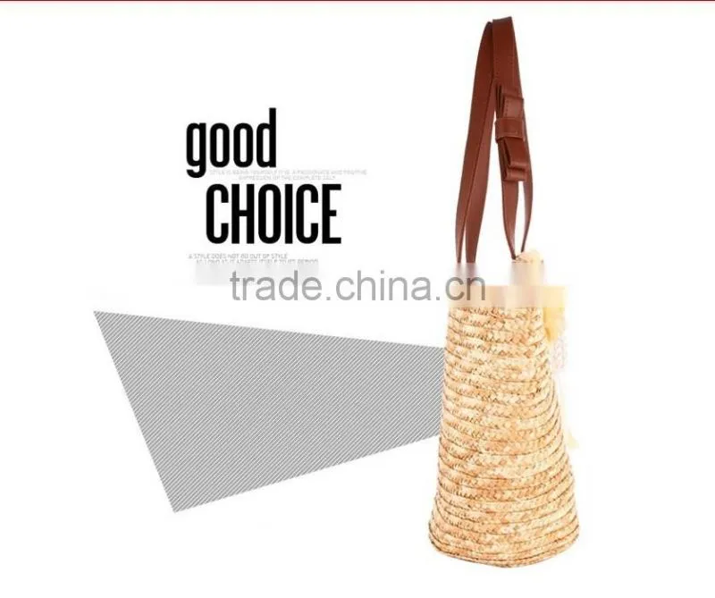 Wholesale decorative lovely woven straw bag corn husk bag with leather handles
